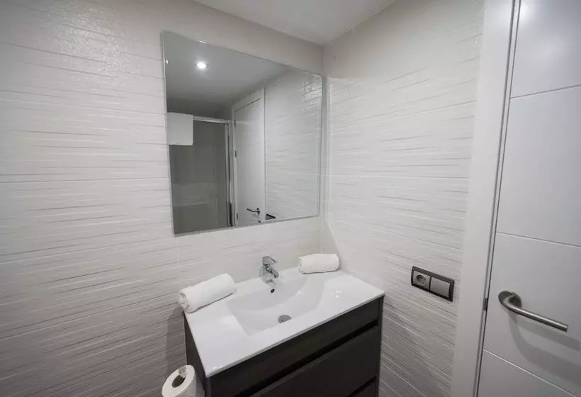 Apartamentos Blanco Sol