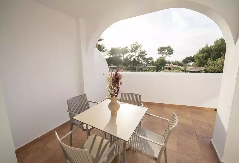 Apartamentos Blanco Sol