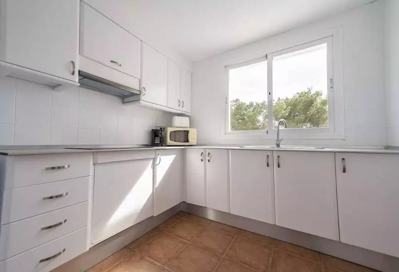 Apartamentos Blanco Sol