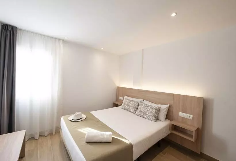 Apartamentos Blanco Sol