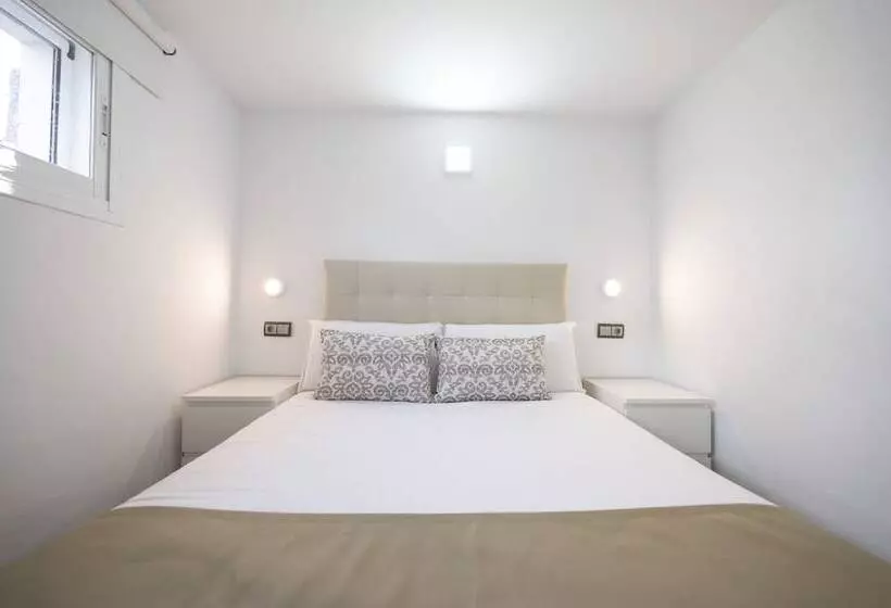 Apartamentos Blanco Sol