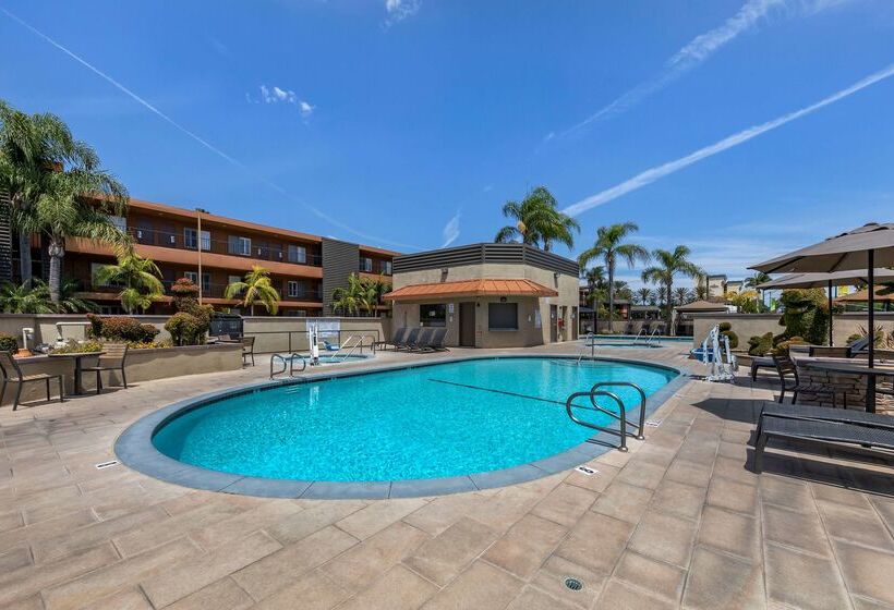 فندق Best Western Plus Stovall S Inn