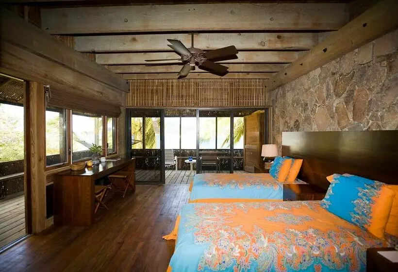 هتل Bitter End Yacht Club International