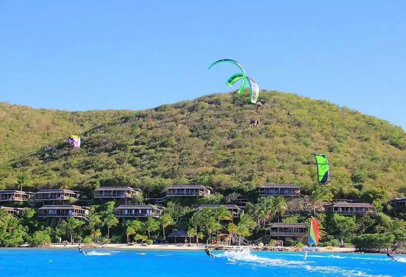 هتل Bitter End Yacht Club International