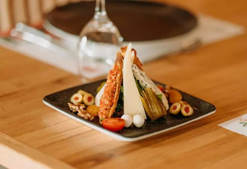 Отель Club Tuana Fethiye  All Inclusive