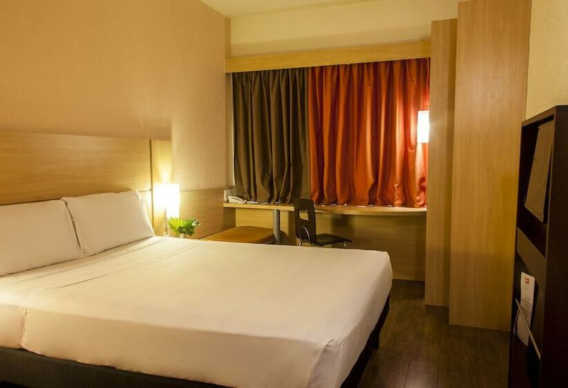 هتل Ibis Manaus Distrito Industrial