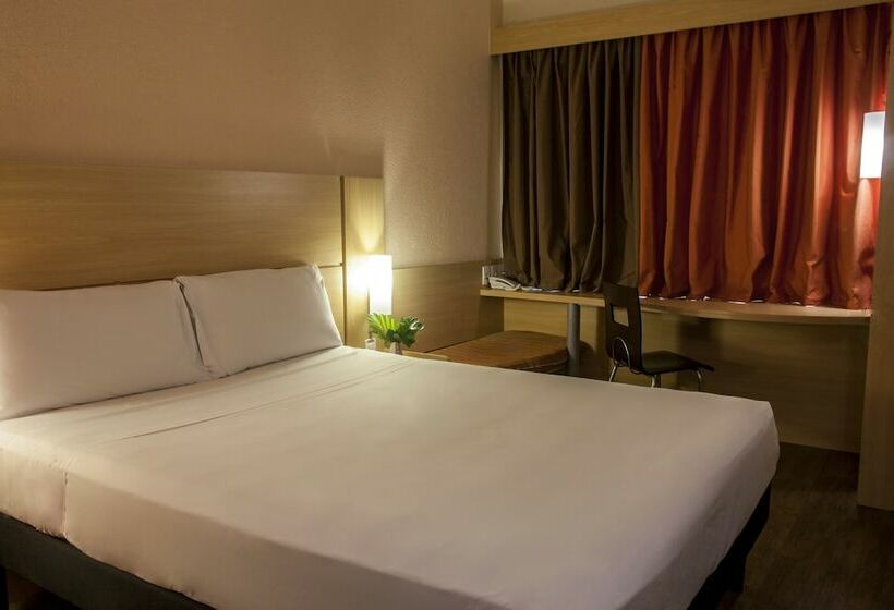 هتل Ibis Manaus Distrito Industrial