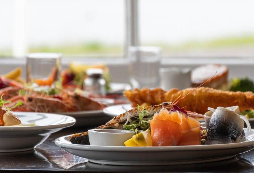 Kings Arms Hotel   A Bespoke