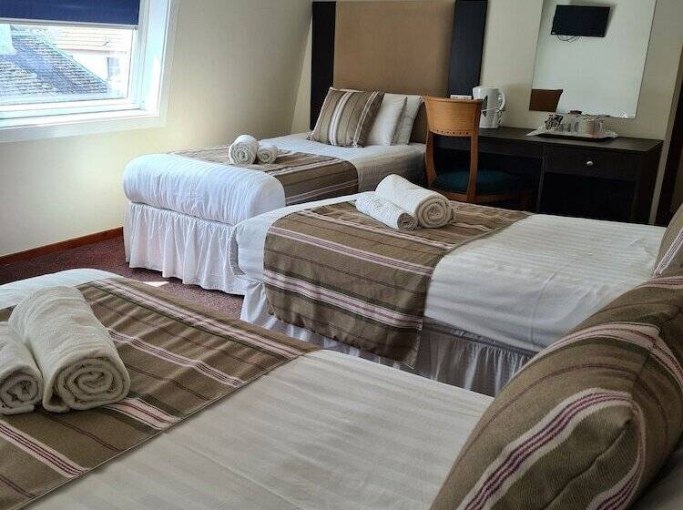 Kings Arms Hotel   A Bespoke