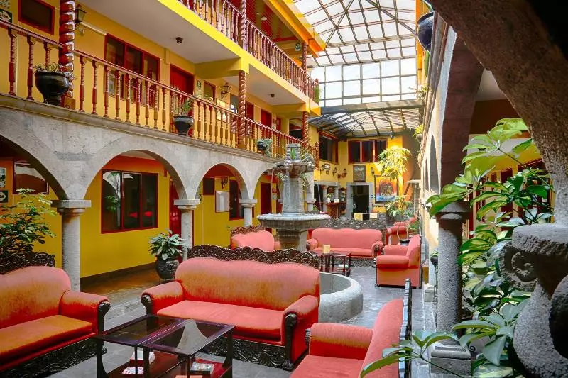 هتل Munay Wasi Inn