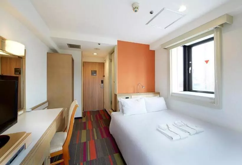 Szálloda The B Sangenjaya