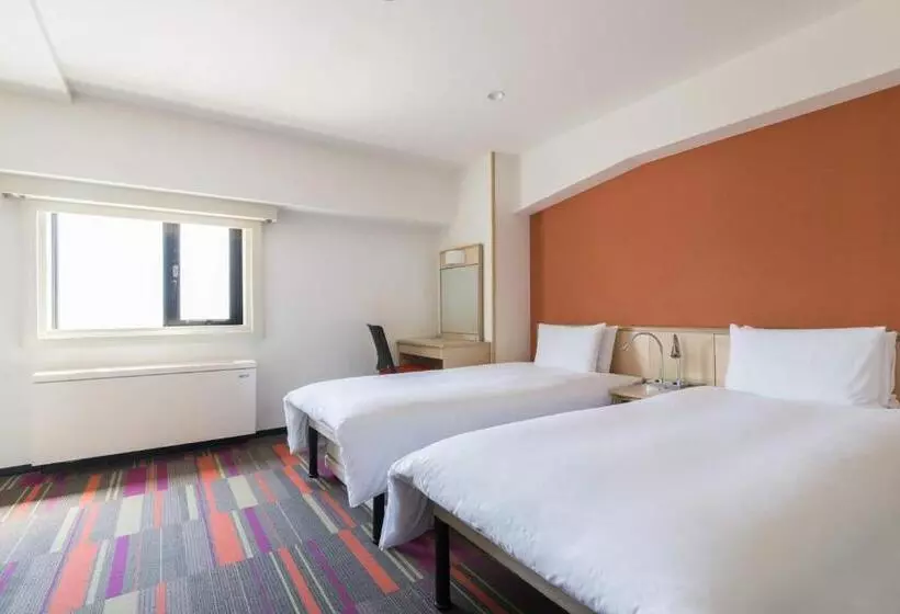 Szálloda The B Sangenjaya