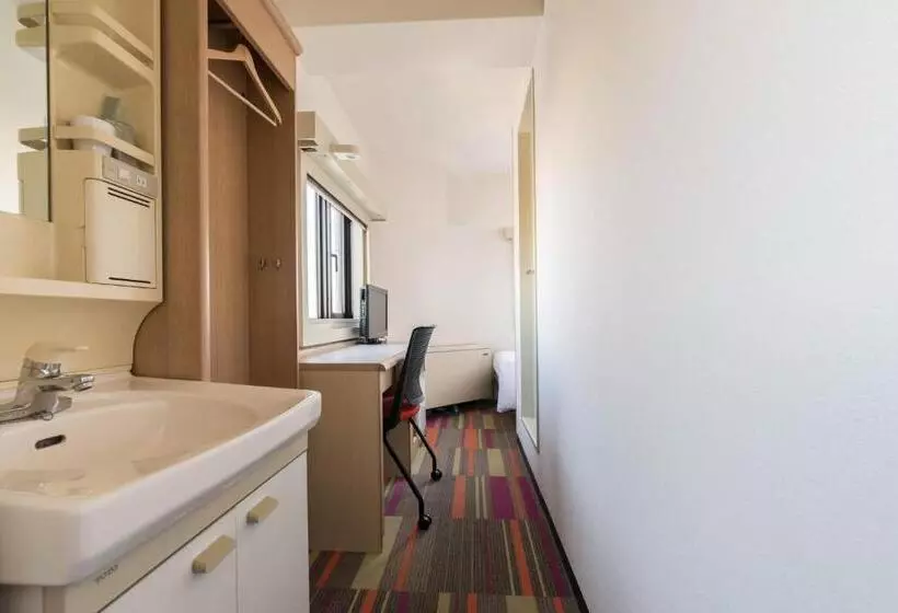 Szálloda The B Sangenjaya