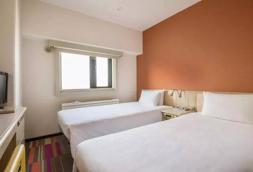 Szálloda The B Sangenjaya