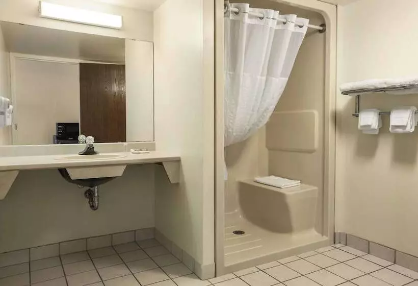 モーテル Super 8 By Wyndham North Bay