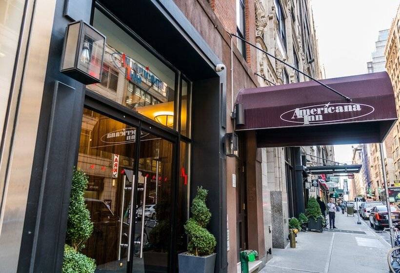 酒店 Americana Inn