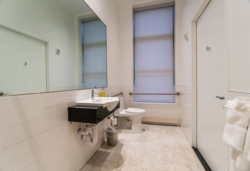 酒店 Americana Inn