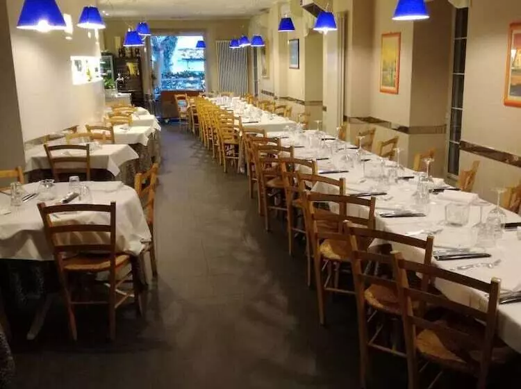 Отель Belvedere