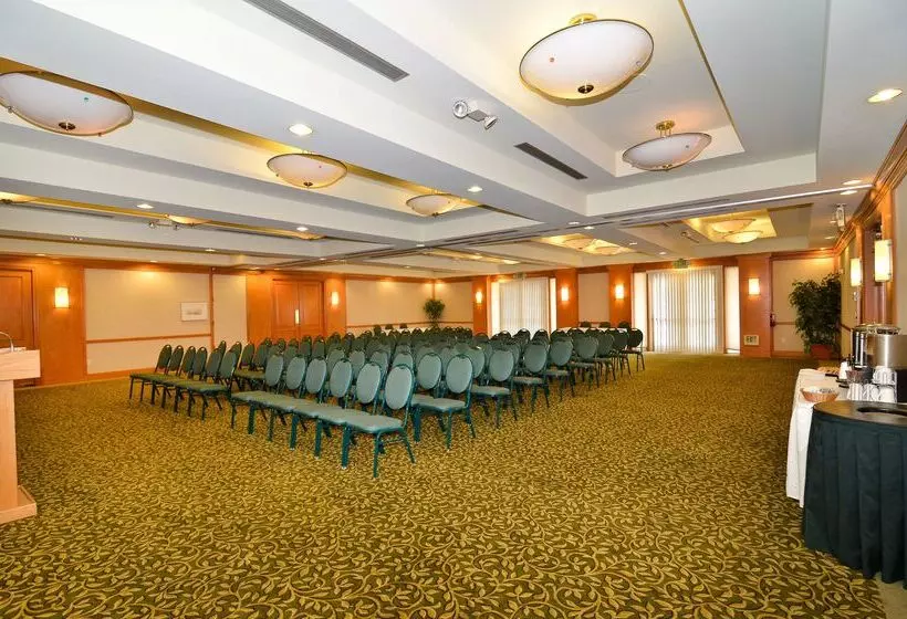 Otel Best Western Plus Palm Desert Resort