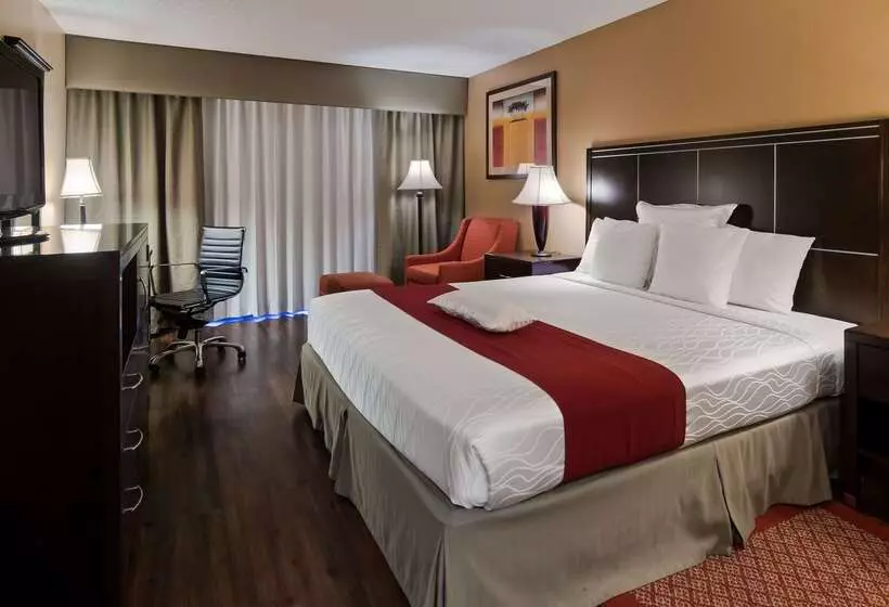 Otel Best Western Plus Palm Desert Resort