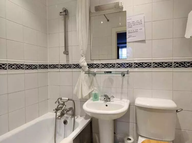 בית מלון כפרי Blue Bells