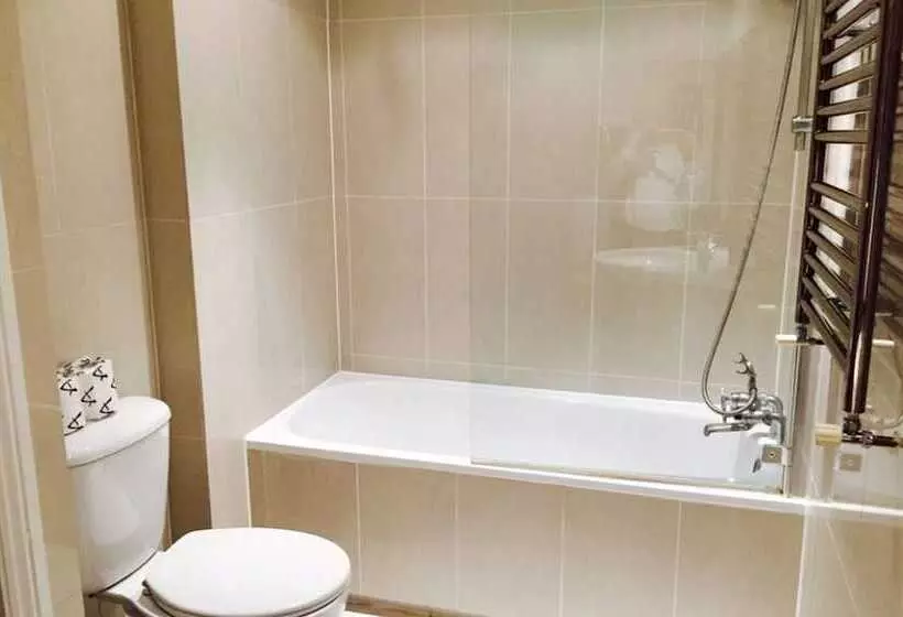 בית מלון כפרי Blue Bells