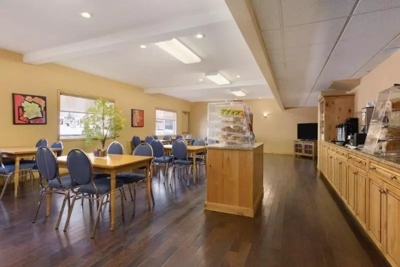 酒店 Canmore Rocky Mountain Inn