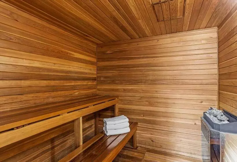 酒店 Canmore Rocky Mountain Inn