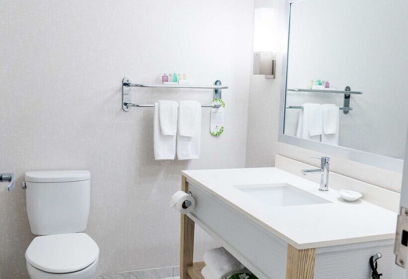 Coast Hotel & Convention Centre