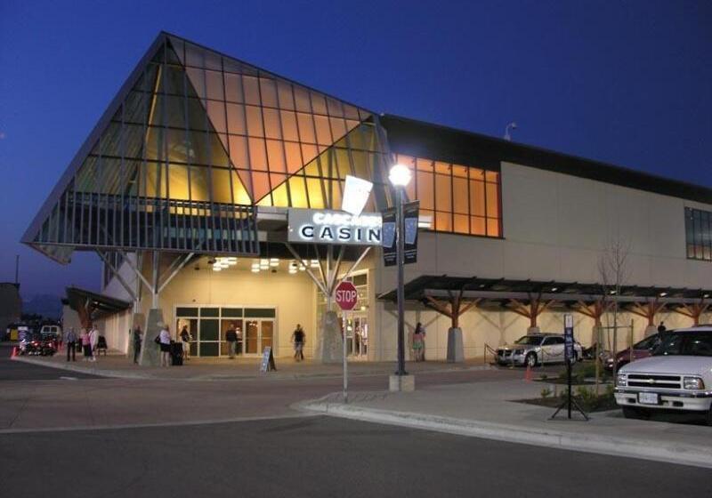 Coast Hotel & Convention Centre