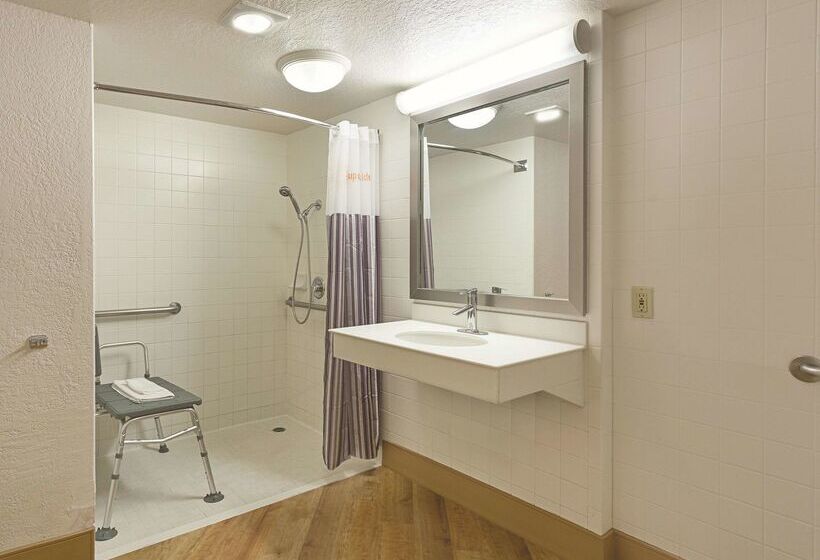 Отель La Quinta Inn By Wyndham San Diego Chula Vista