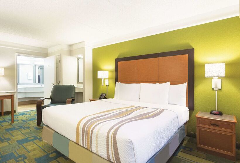 Отель La Quinta Inn By Wyndham San Diego Chula Vista