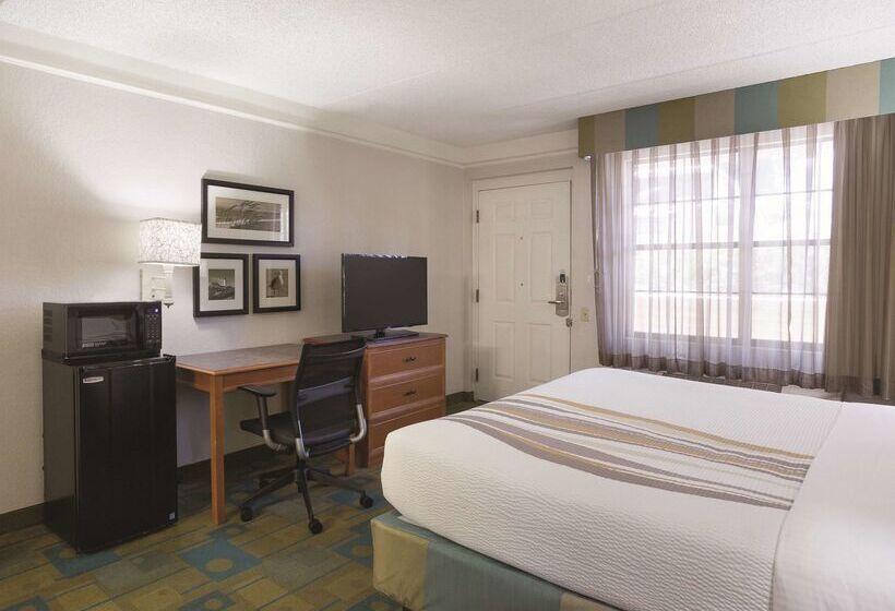 Отель La Quinta Inn By Wyndham San Diego Chula Vista