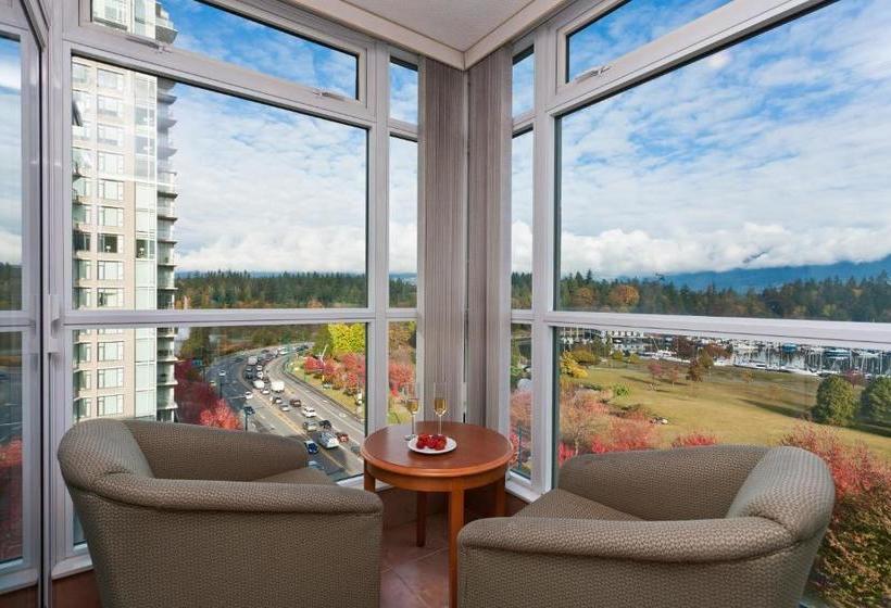 هتل Lord Stanley Suites On The Park