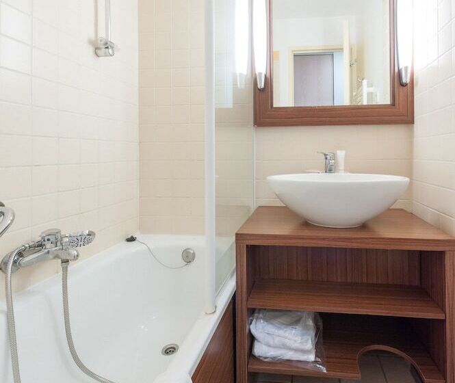 هتل Pierre & Vacances Le Moulin Des Cordeliers