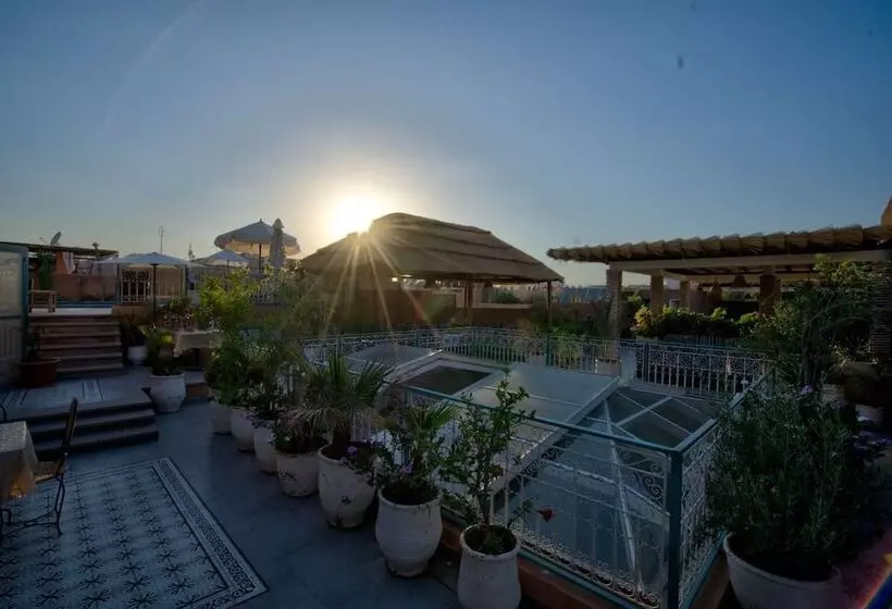 هتل Riad Les Oliviers & Spa