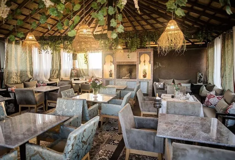 هتل Riad Les Oliviers & Spa