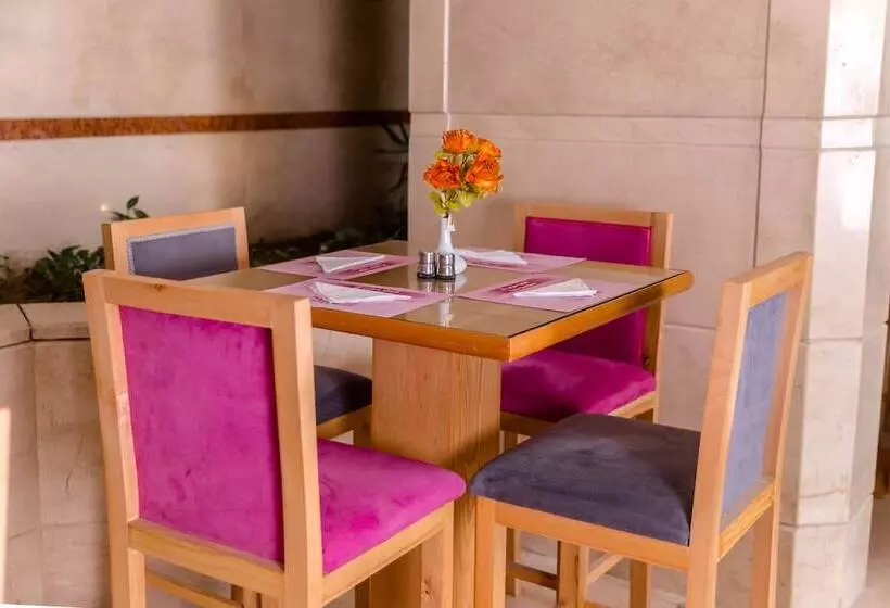 Swiss Inn Hotel Mohandeseen