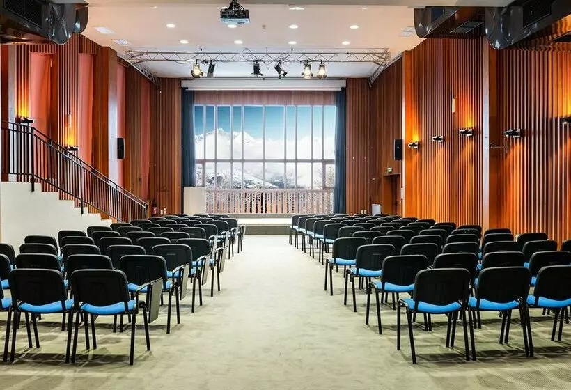 فندق Temmos Du Golf