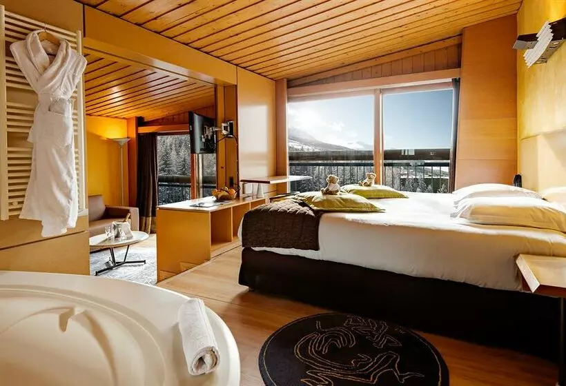 فندق Temmos Du Golf