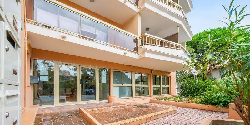 Résidence Pierre & Vacances Les Platanes