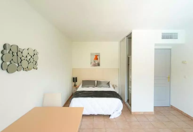 Отель Adonis Mouans Sartoux L Albatros