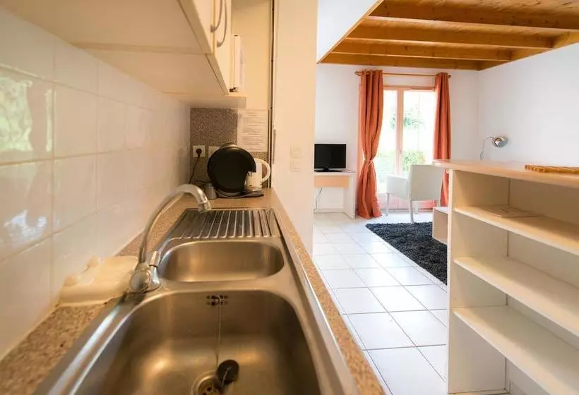 Отель Adonis Mouans Sartoux L Albatros