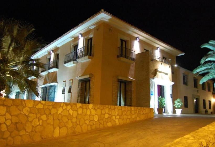 هتل Hacienda Atalaya