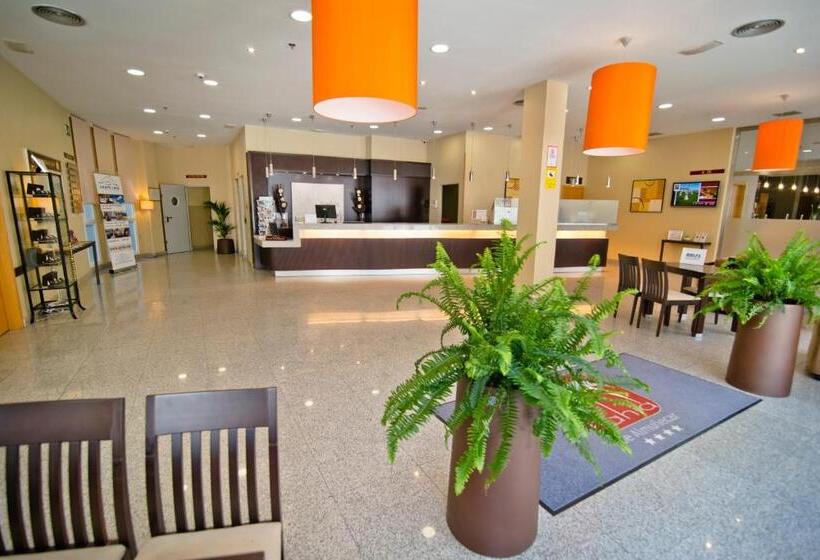 هتل Bahia Almunecar