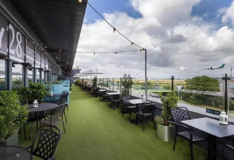 Carlton Hotel Dublin Airport