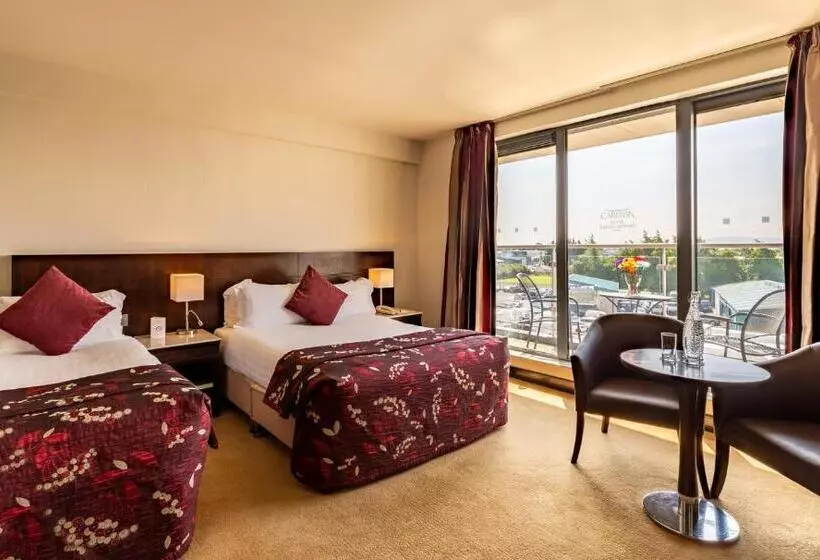 Carlton Hotel Dublin Airport