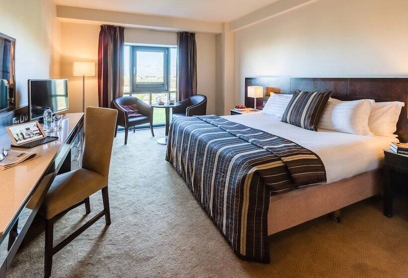Carlton Hotel Dublin Airport