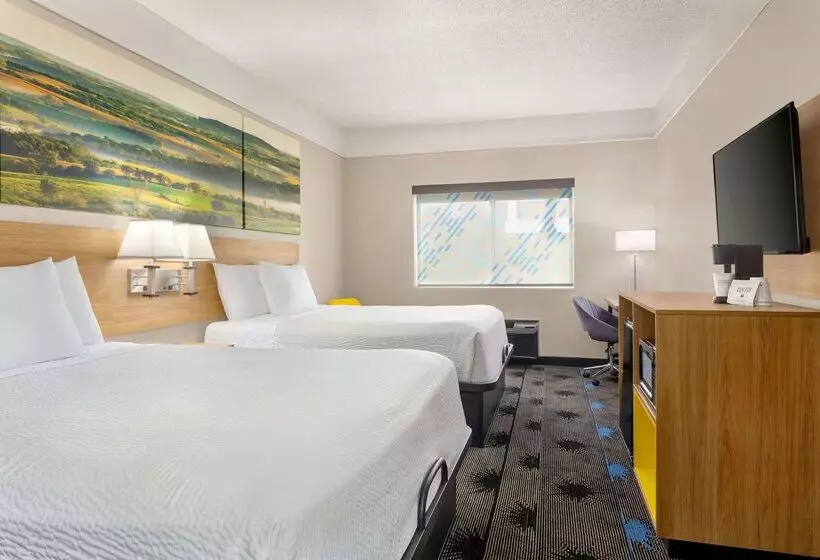 هتل Days Inn By Wyndham Kansas City International Airport