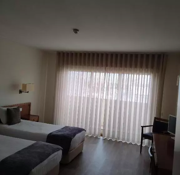 Отель Dos Loios